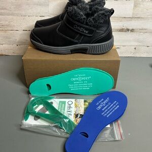 Orthofeet Womens Sienna Zip Up Black Faux Fur Lined Boots Size 6.5 Medium